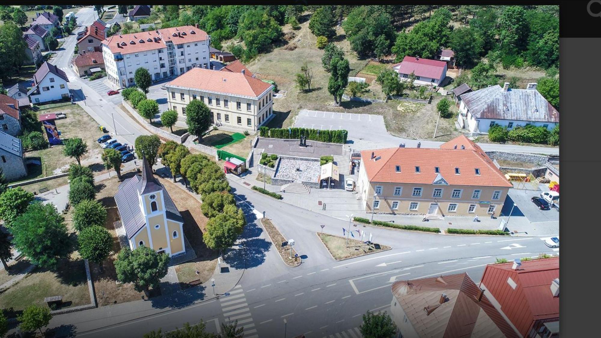 Apartmani Albatros Perusic Exterior photo